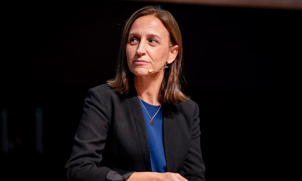 Laura Sánchez González de Ferrovial Energía en la mesa de Grupo Hedima Corporate con motivo del Corporate Learning Day 2025.